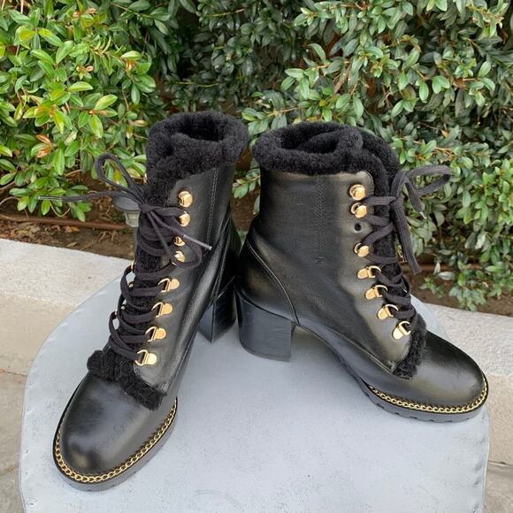 NWOT Stuart Weitzman Kolbie Chain Block Chill Bootie - Picture 7 of 9